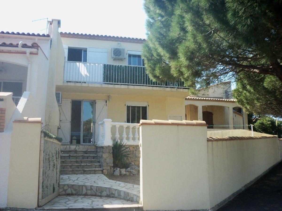 Apart climatisé T3 St Pierre la mer 1 er étage, 4 pers Fleury  Exterior foto
